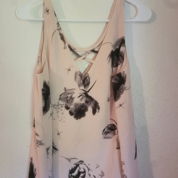 Sleeveless top - Picture 2 of 4